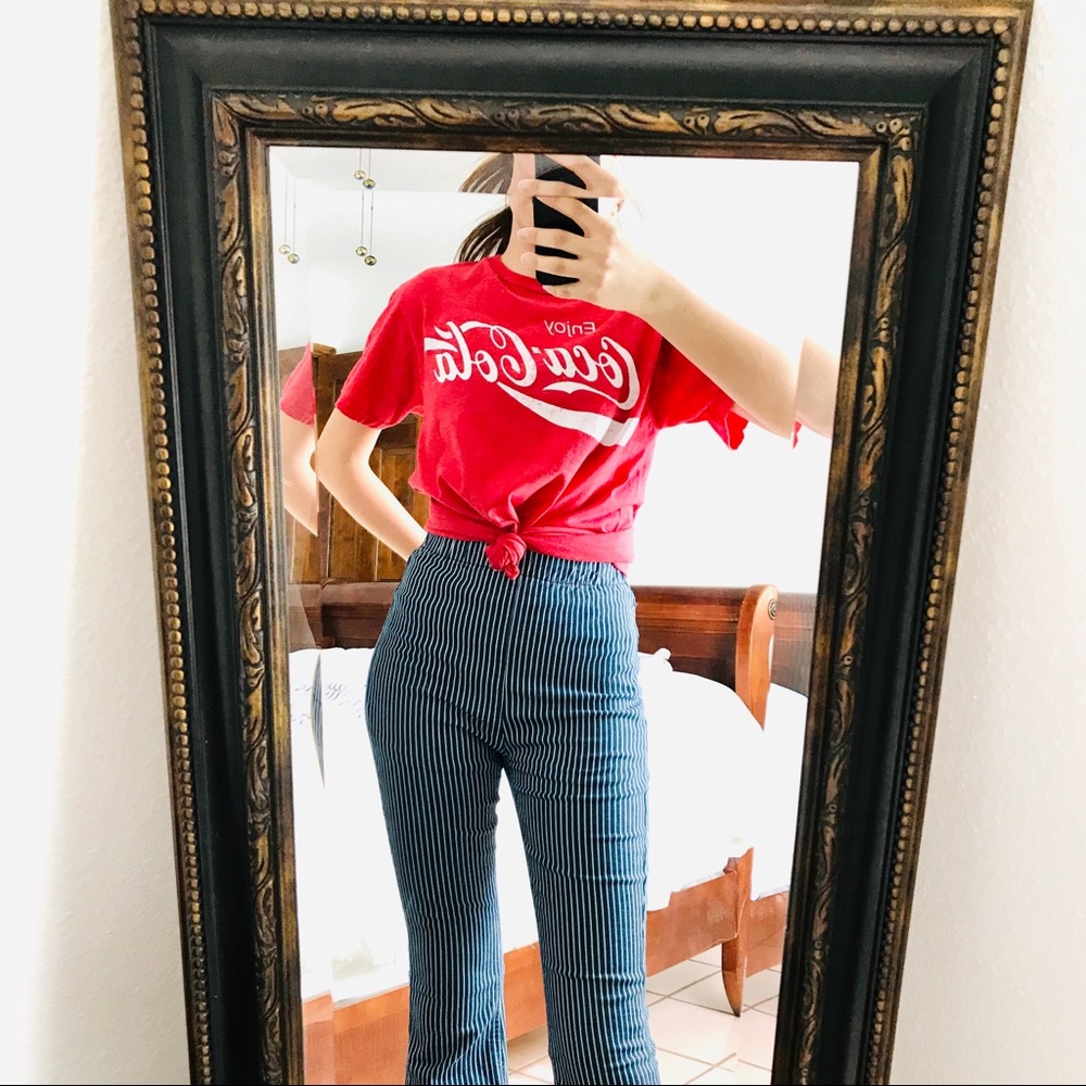 ENJOY COCA COLA GRAPHIC TOP